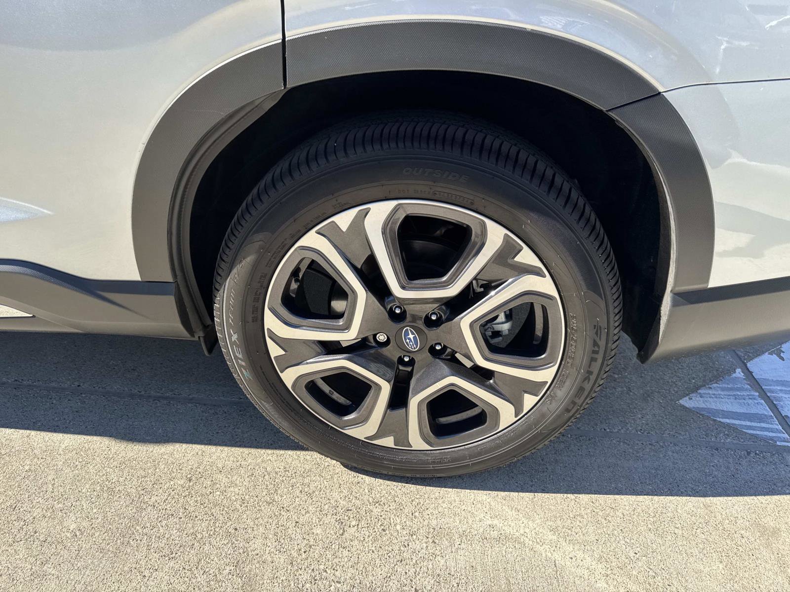 Certified 2025 Subaru Ascent Touring image 8