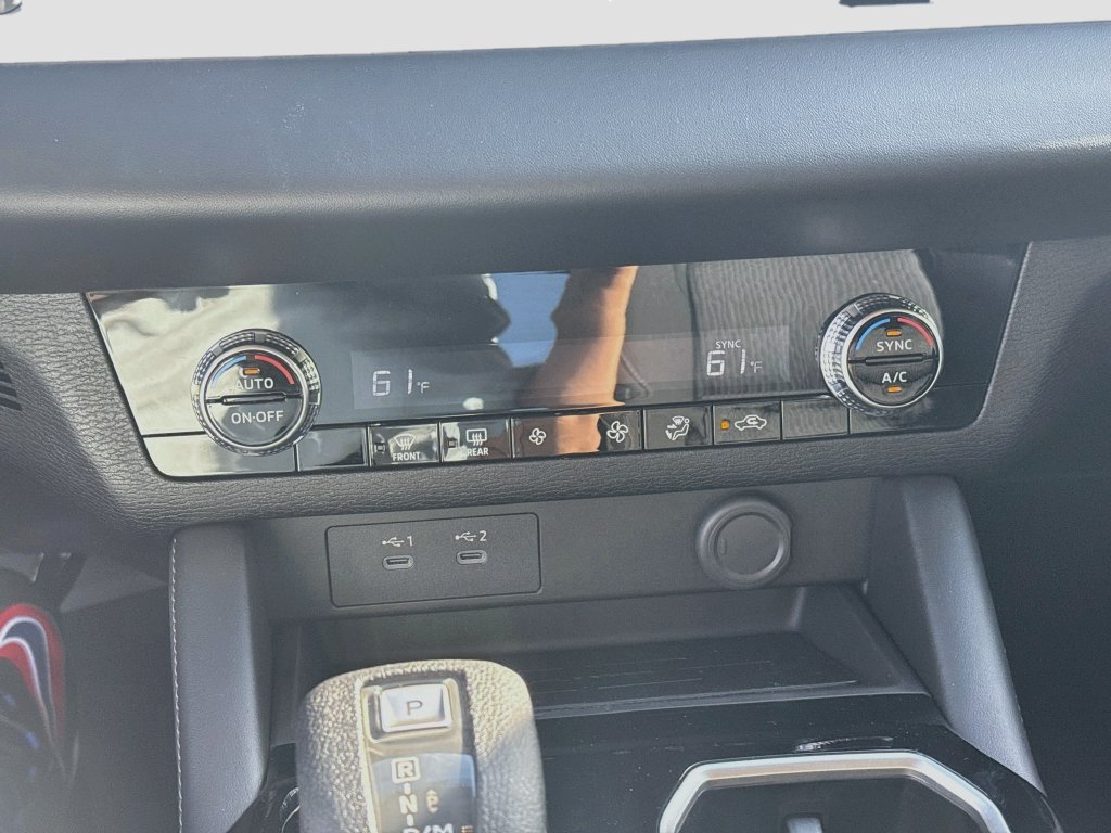 New 2026 Mitsubishi Outlander ES FWD image 16