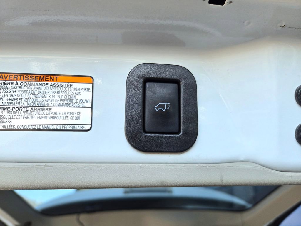 Used 2017 Toyota Sienna Limited image 38