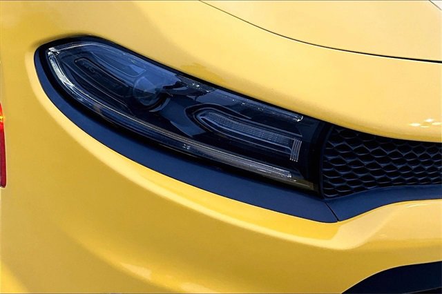 Used 2017 Dodge Charger R/T image 32