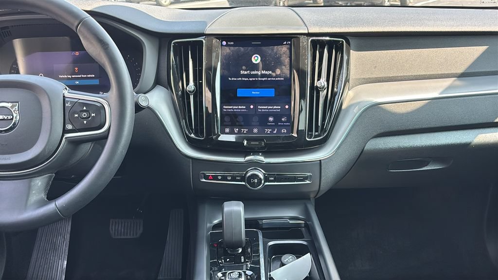 Certified 2023 Volvo XC60 B5 Core w/ Climate Package AWD/4WD image 6