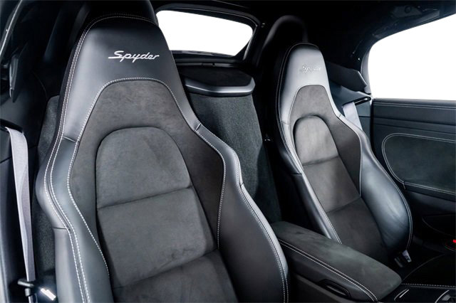 Used 2022 Porsche 718 Boxster Spyder image 29