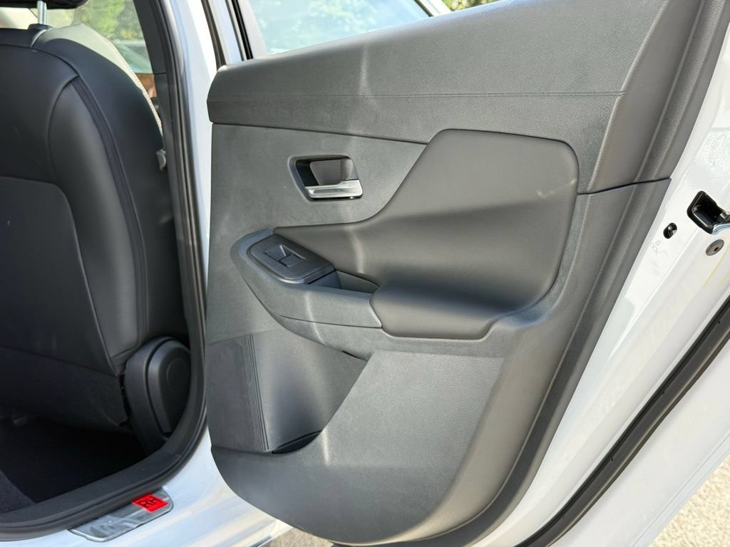 New 2026 Nissan Sentra SR w/ SR Premium Package FWD image 28
