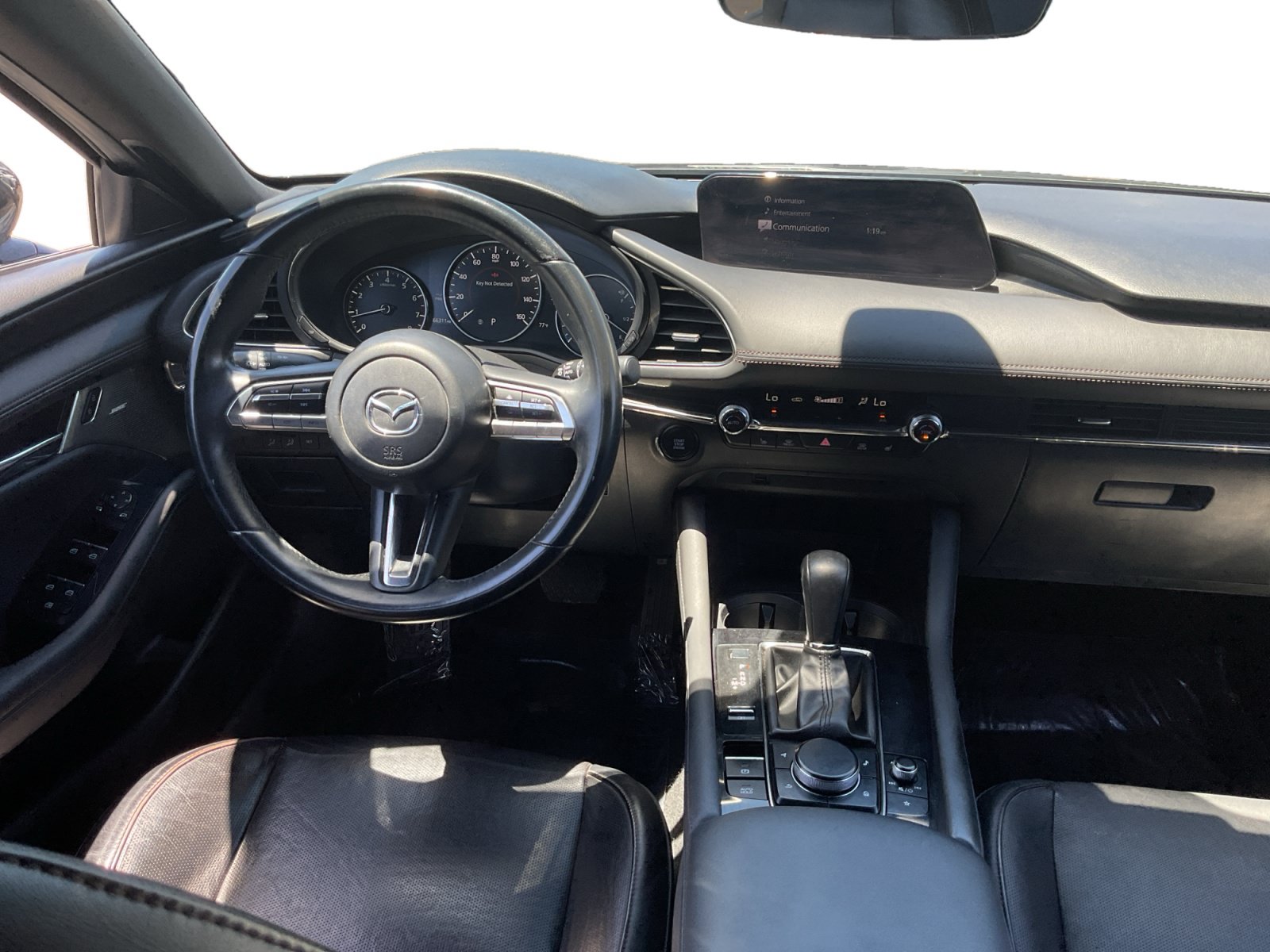 Used 2020 MAZDA MAZDA3 Hatchback w/ Premium Package FWD image 14