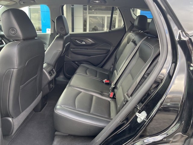 Used 2023 GMC Terrain SLT image 14