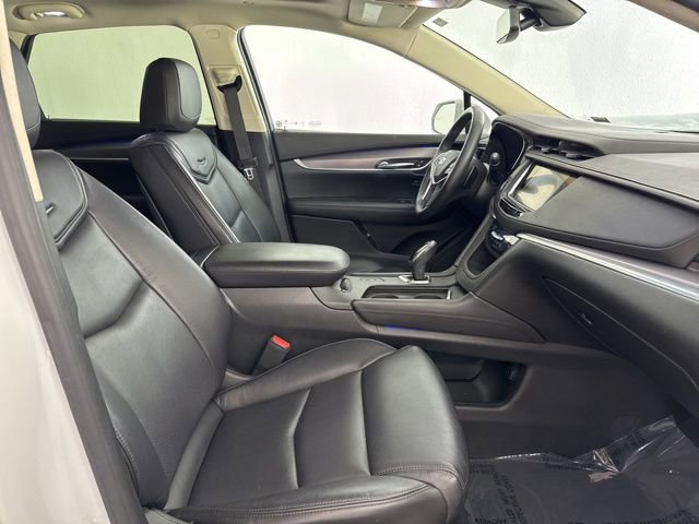 Used 2017 Cadillac XT5 Premium Luxury w/ LPO, Wheel Lock Package AWD/4WD image 21