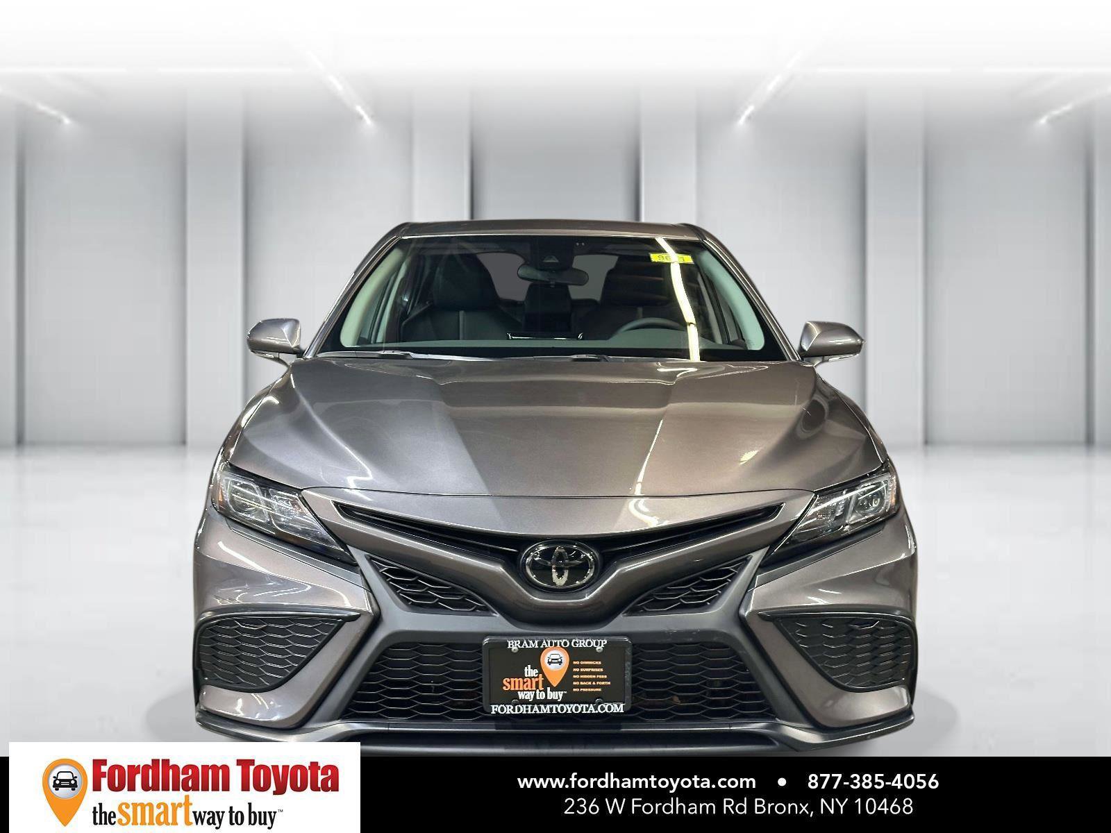 Certified 2023 Toyota Camry SE AWD/4WD image 2