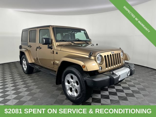 Used 2015 Jeep Wrangler Unlimited Sahara w/ Connectivity Group AWD/4WD image 3