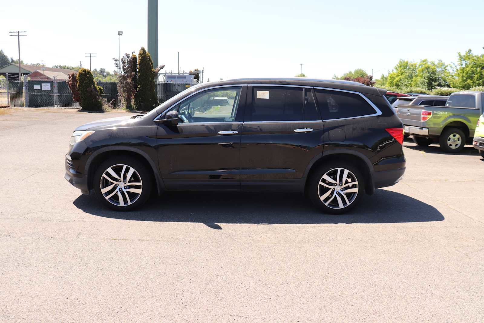 Used 2018 Honda Pilot Touring image 8
