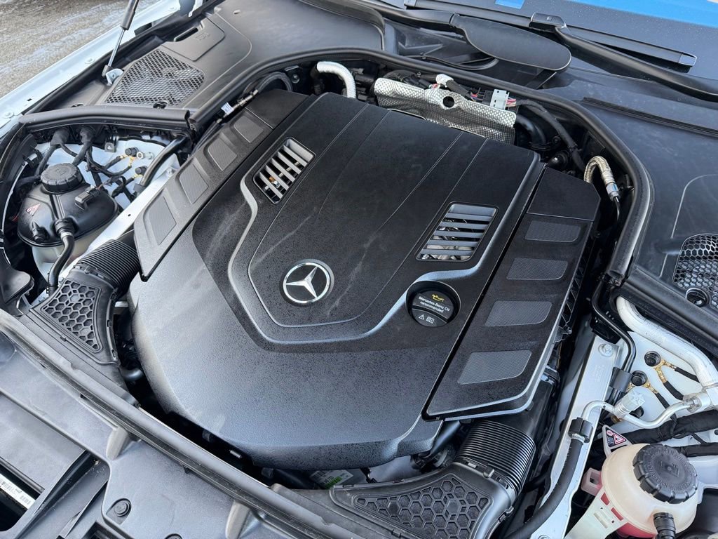 Used 2025 Mercedes-Benz S 580 4MATIC Sedan image 40