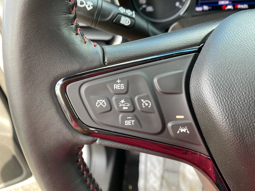 Used 2022 Chevrolet Equinox RS image 19