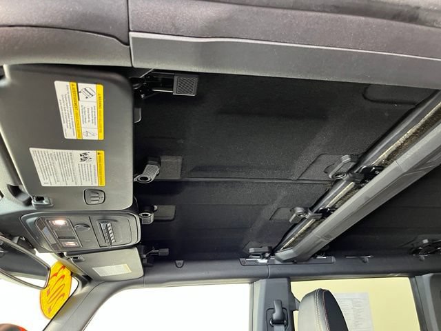 Used 2023 Ford Bronco Raptor AWD/4WD image 18