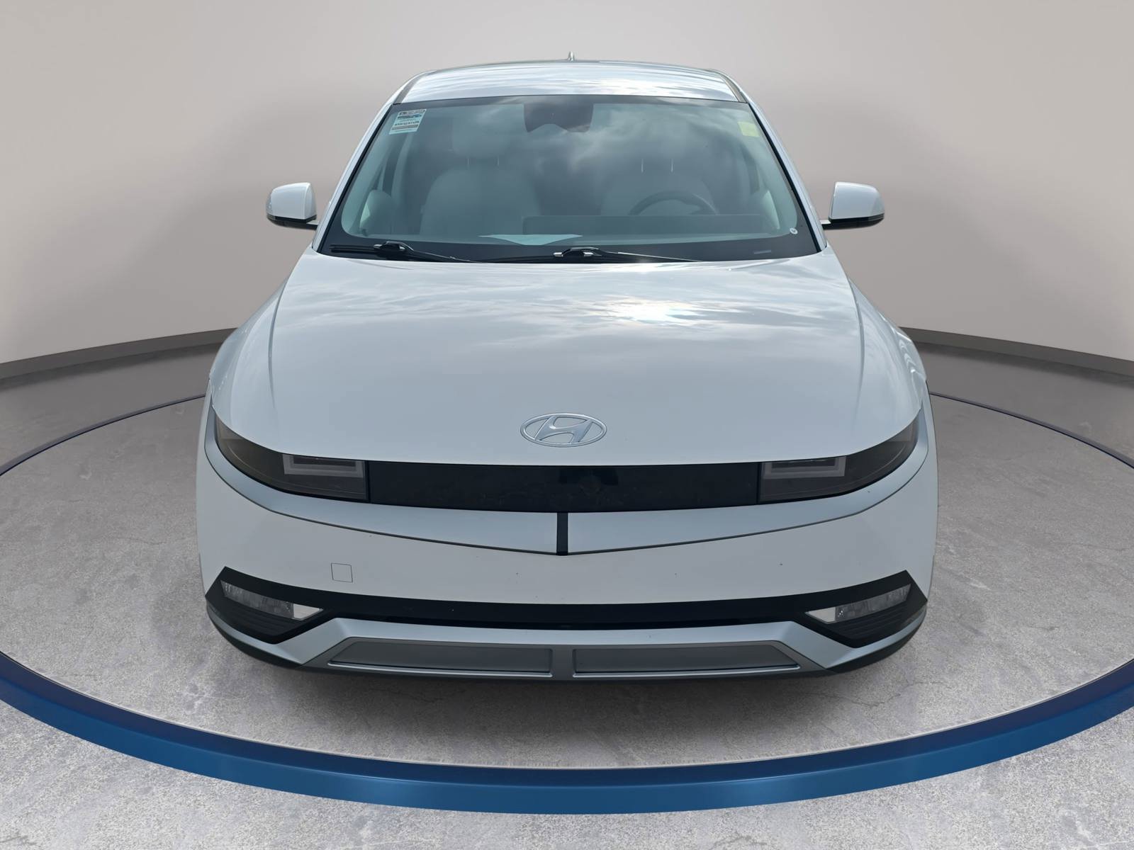 Used 2023 Hyundai Ioniq 5 SEL RWD image 2