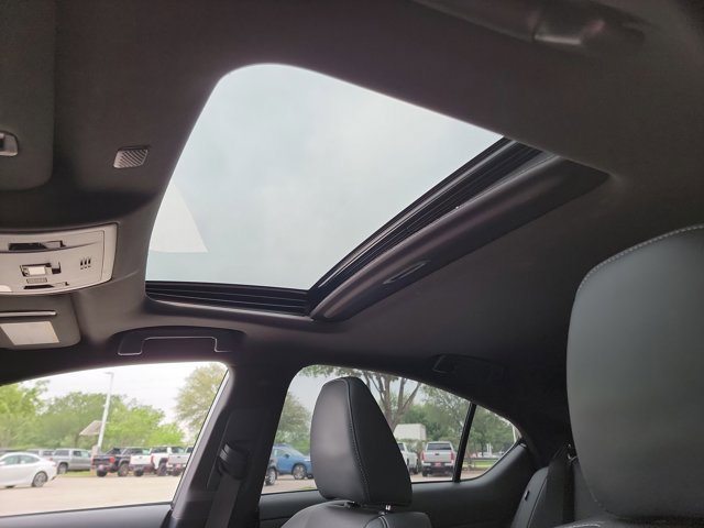 Used 2024 Lexus IS 350 F Sport w/ Navigation Package AWD/4WD image 19