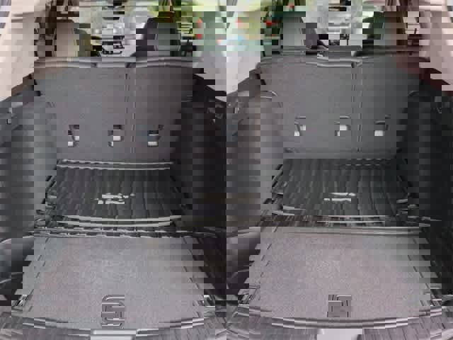 Used 2025 Acura RDX SH-AWD w/ Technology Package image 37