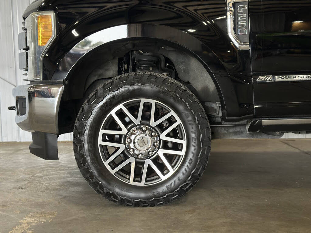 Used 2017 Ford F250 Lariat w/ Lariat Ultimate Package image 13