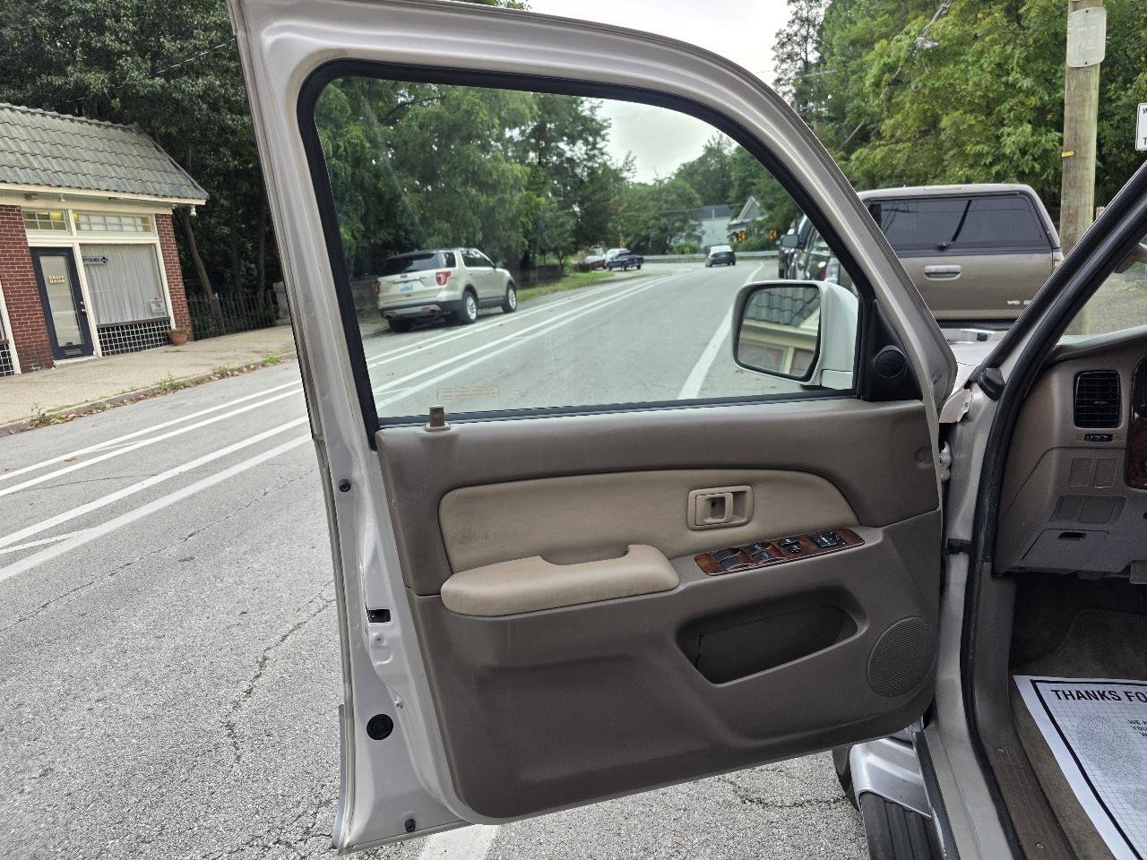 Used 1999 Toyota 4Runner Limited AWD/4WD image 9