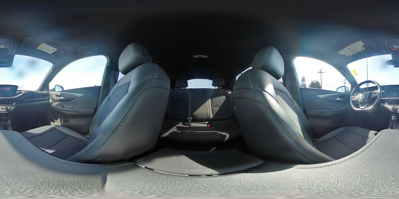 Used 2025 Buick Envista Preferred image 37