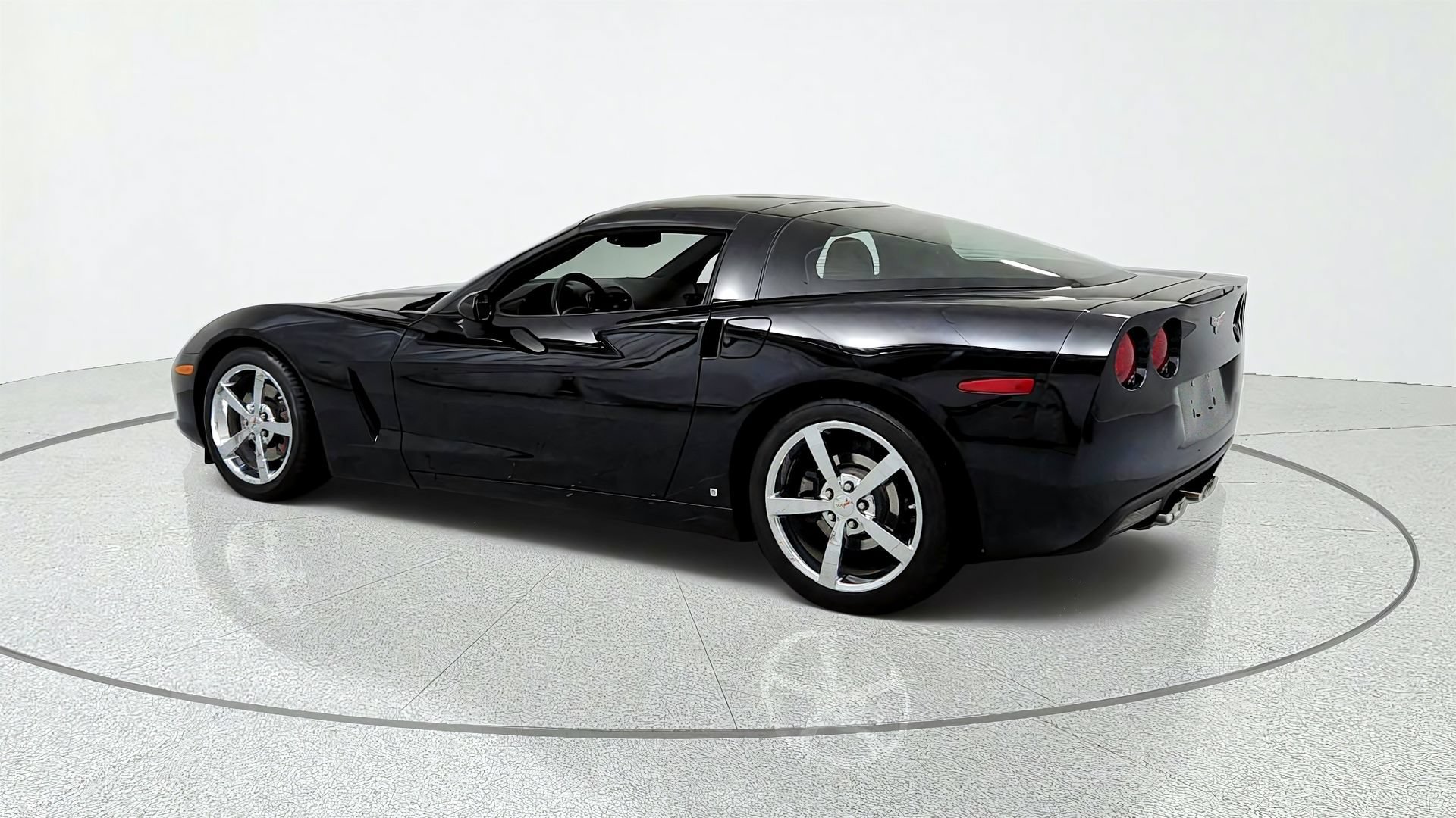 Used 2009 Chevrolet Corvette Coupe RWD image 3