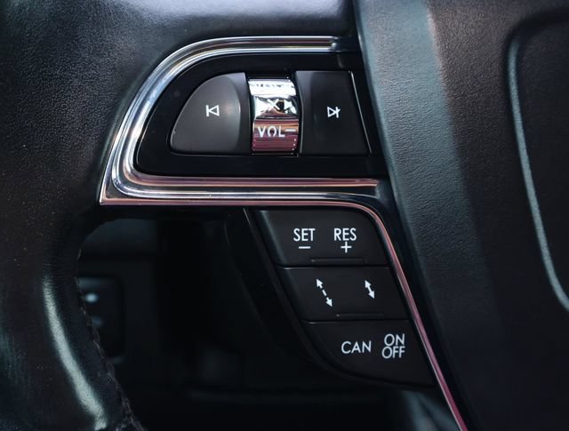 Used 2020 Lincoln Navigator L Reserve w/ Equipment Group 208A Reserve AWD/4WD image 27