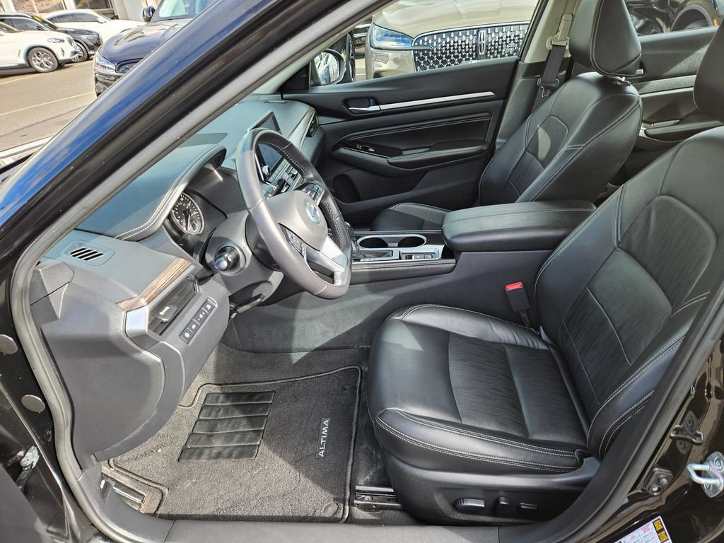 Used 2022 Nissan Altima 2.5 Platinum AWD/4WD image 17