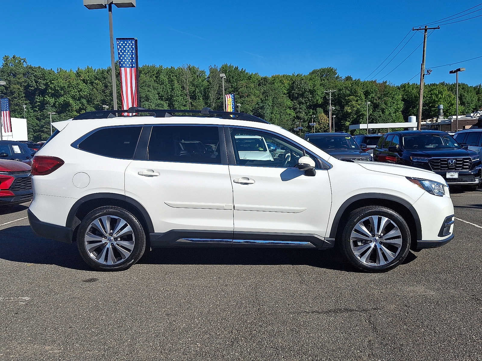 Used 2022 Subaru Ascent Limited w/ Technology Package AWD/4WD image 7
