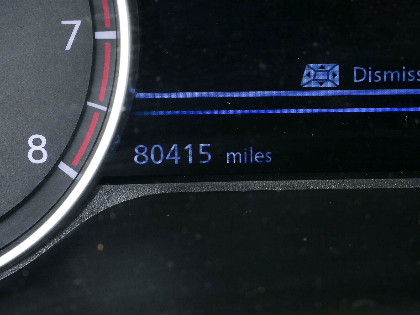 Used 2021 Nissan Sentra SR w/ SR Premium Package FWD image 9
