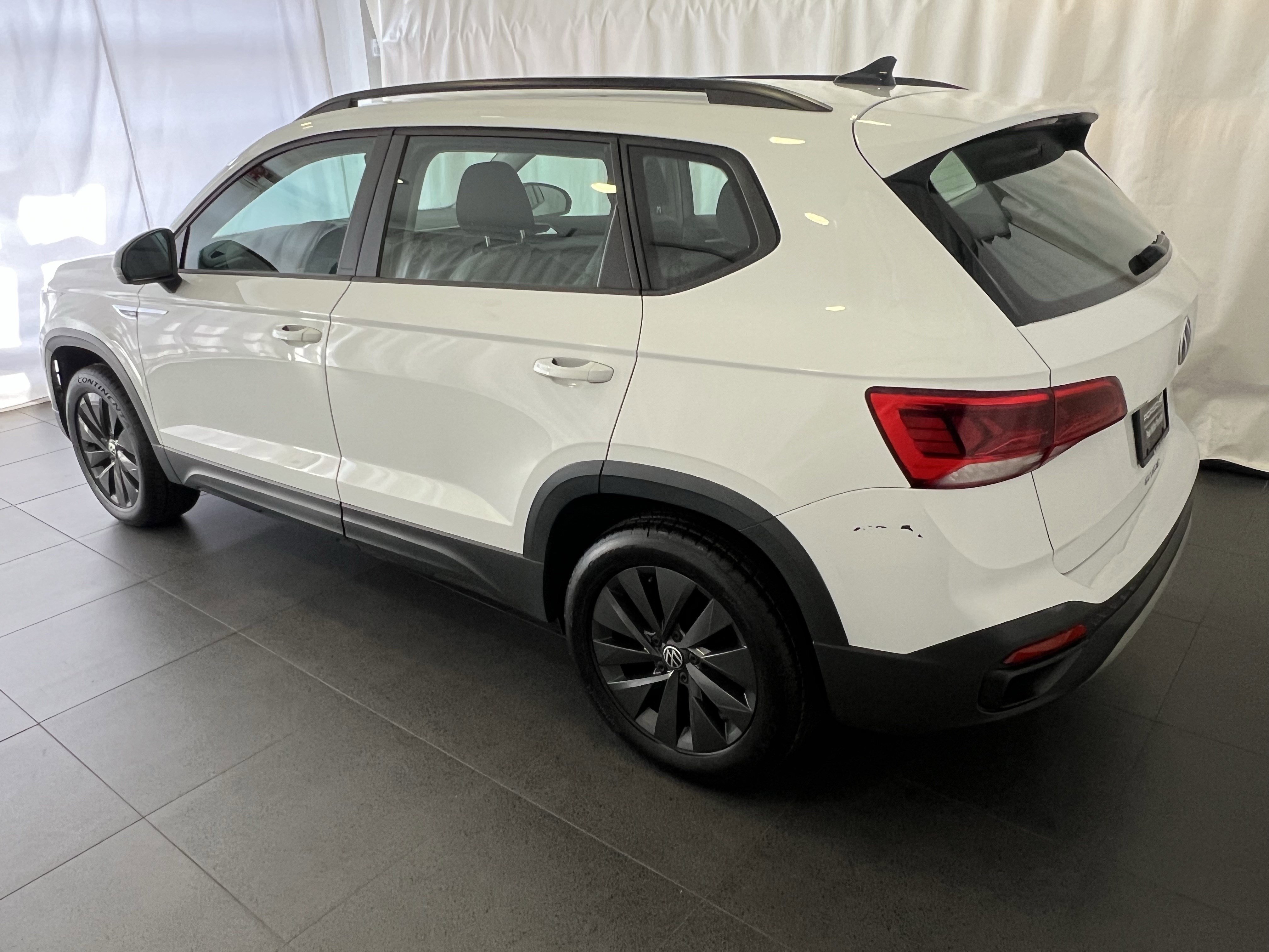 Used 2022 Volkswagen Taos S w/ IQ Drive S Package image 3