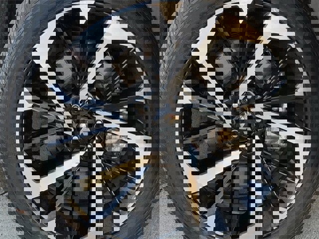 Used 2024 Mitsubishi Outlander SE image 10