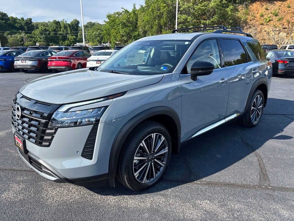 New 2026 Nissan Pathfinder Platinum
