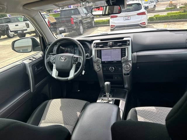 Used 2020 Toyota 4Runner SR5 RWD image 17