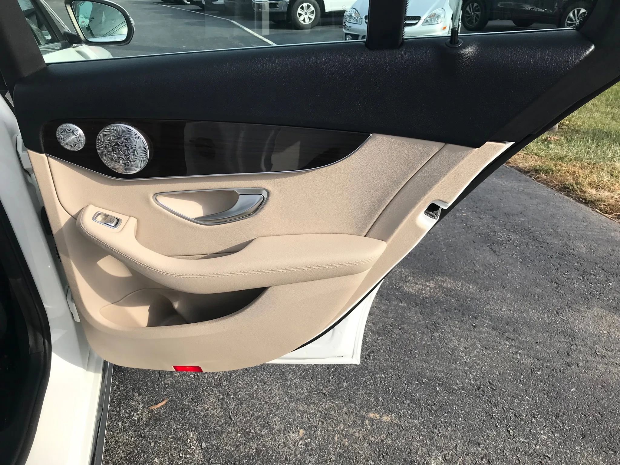 Used 2017 Mercedes-Benz C 300 4MATIC Sedan image 46