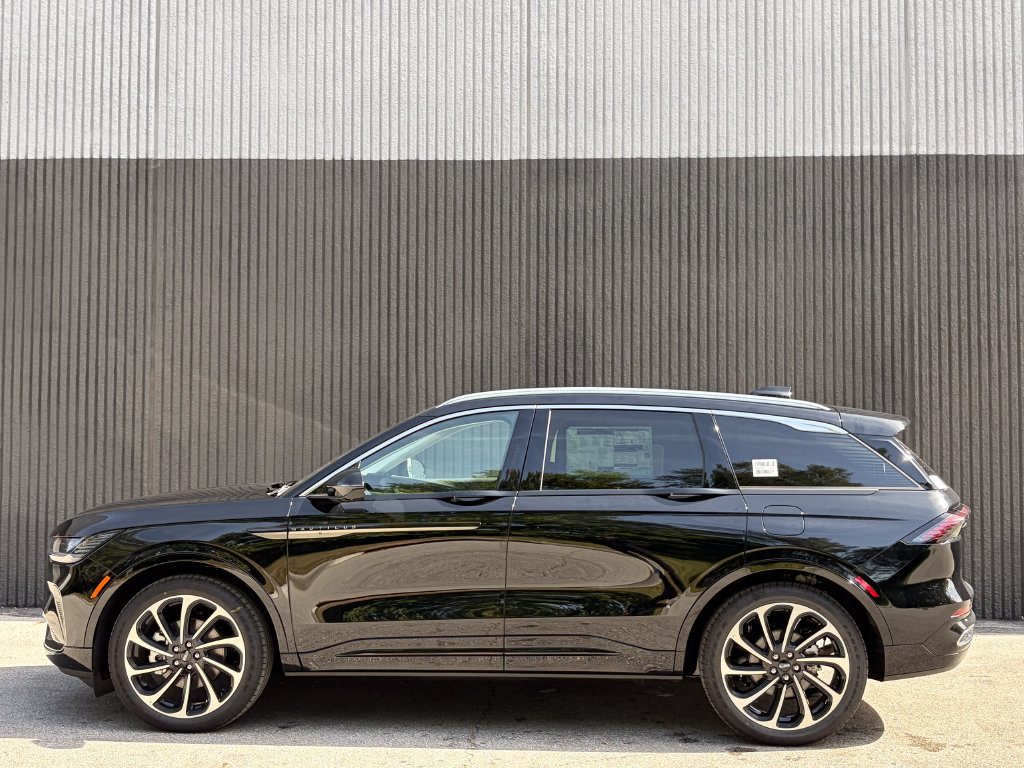 New 2026 Lincoln Nautilus Black Label AWD/4WD image 4