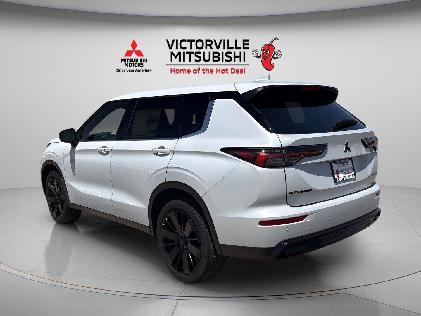 New 2026 Mitsubishi Outlander LE FWD image 5