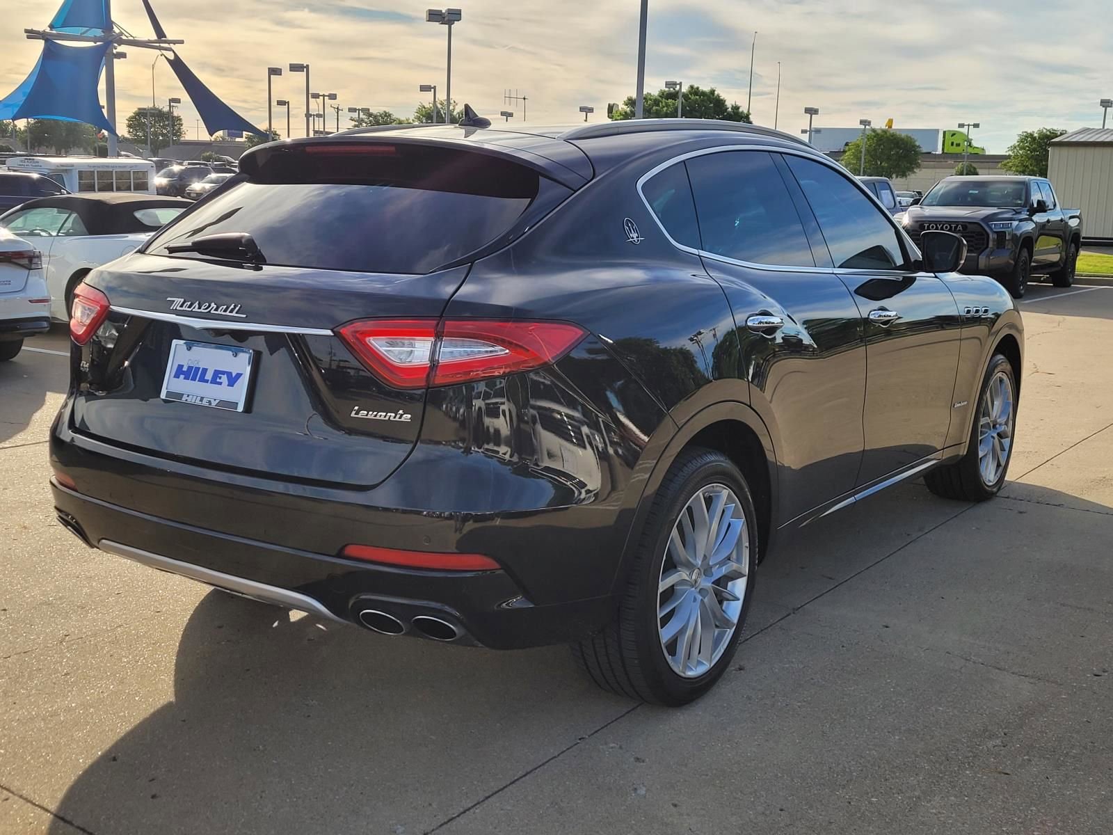 Used 2019 Maserati Levante GranLusso image 4