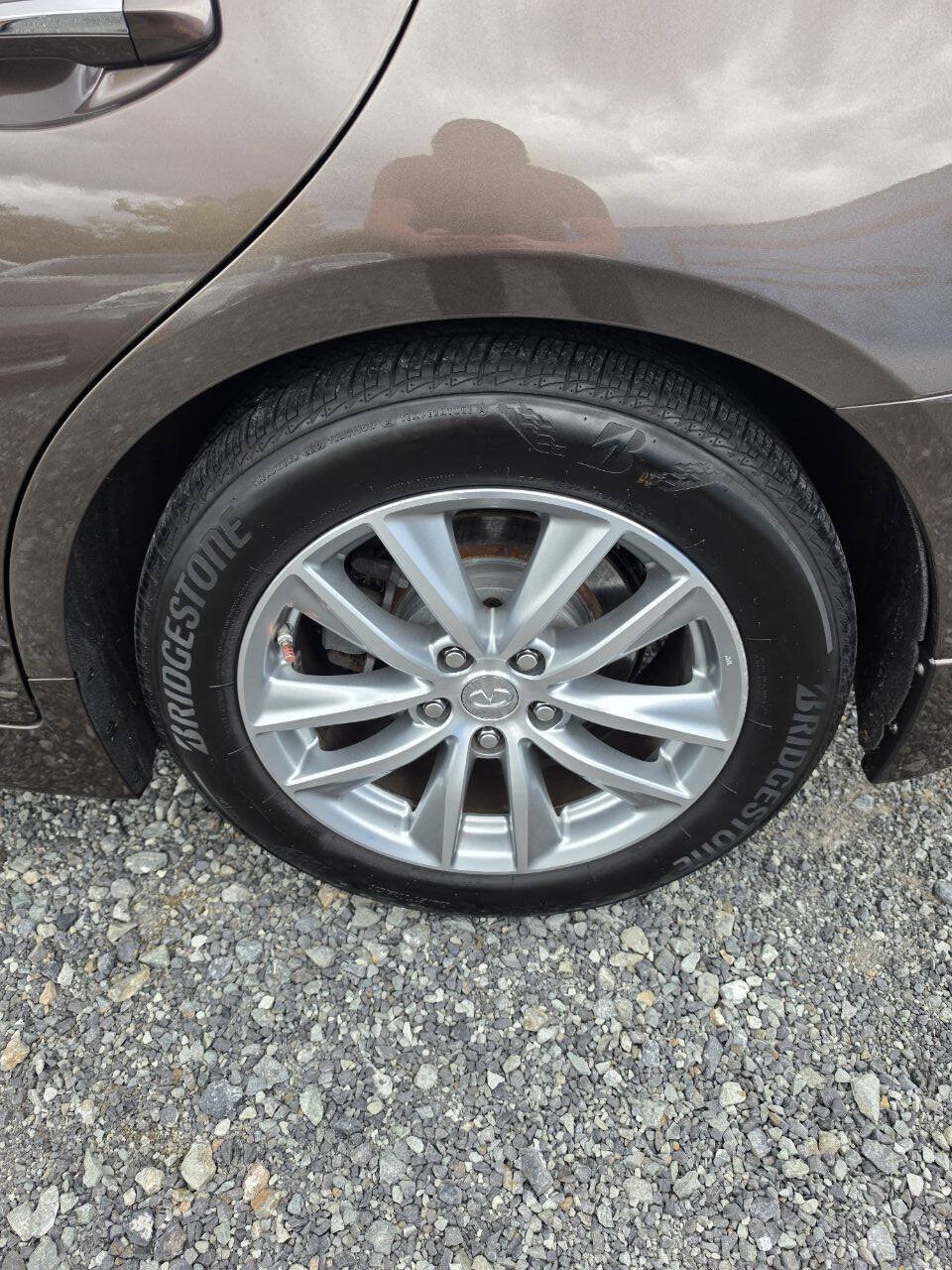 Used 2014 INFINITI Q50 Premium w/ Deluxe Touring Package AWD/4WD image 25