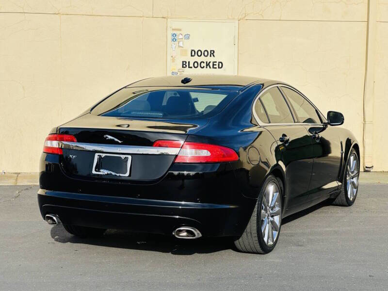 Used 2011 Jaguar XF Premium RWD image 5