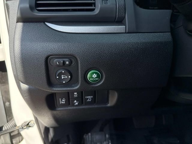 Certified 2024 Honda Ridgeline RTL image 33