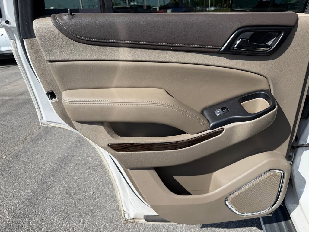 Used 2020 GMC Yukon SLT w/ Premium Edition image 12