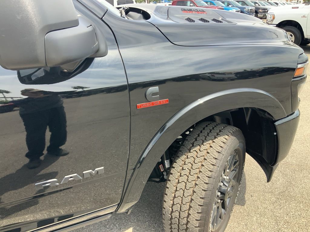 New 2026 RAM 2500 Limited AWD/4WD image 12