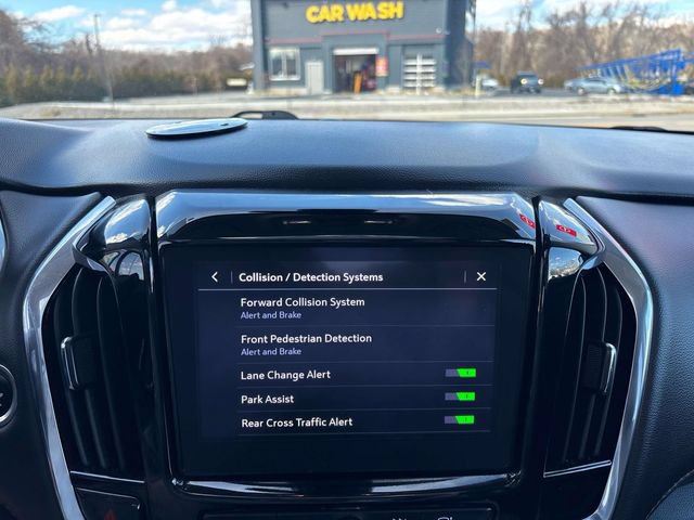 Used 2020 Chevrolet Traverse Premier w/ Redline Edition AWD/4WD image 29