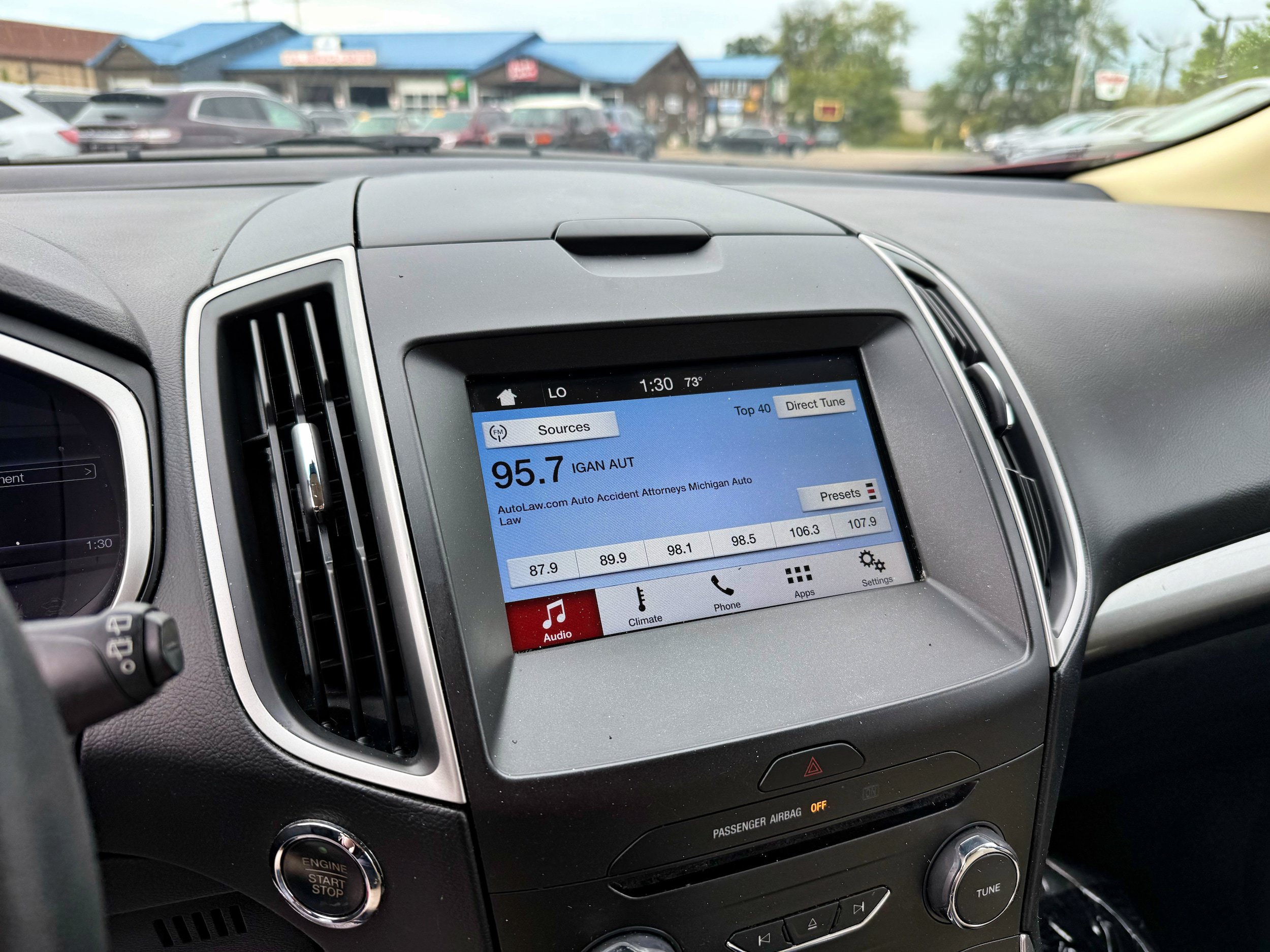 Used 2016 Ford Edge SEL w/ Equipment Group 201A AWD/4WD image 16