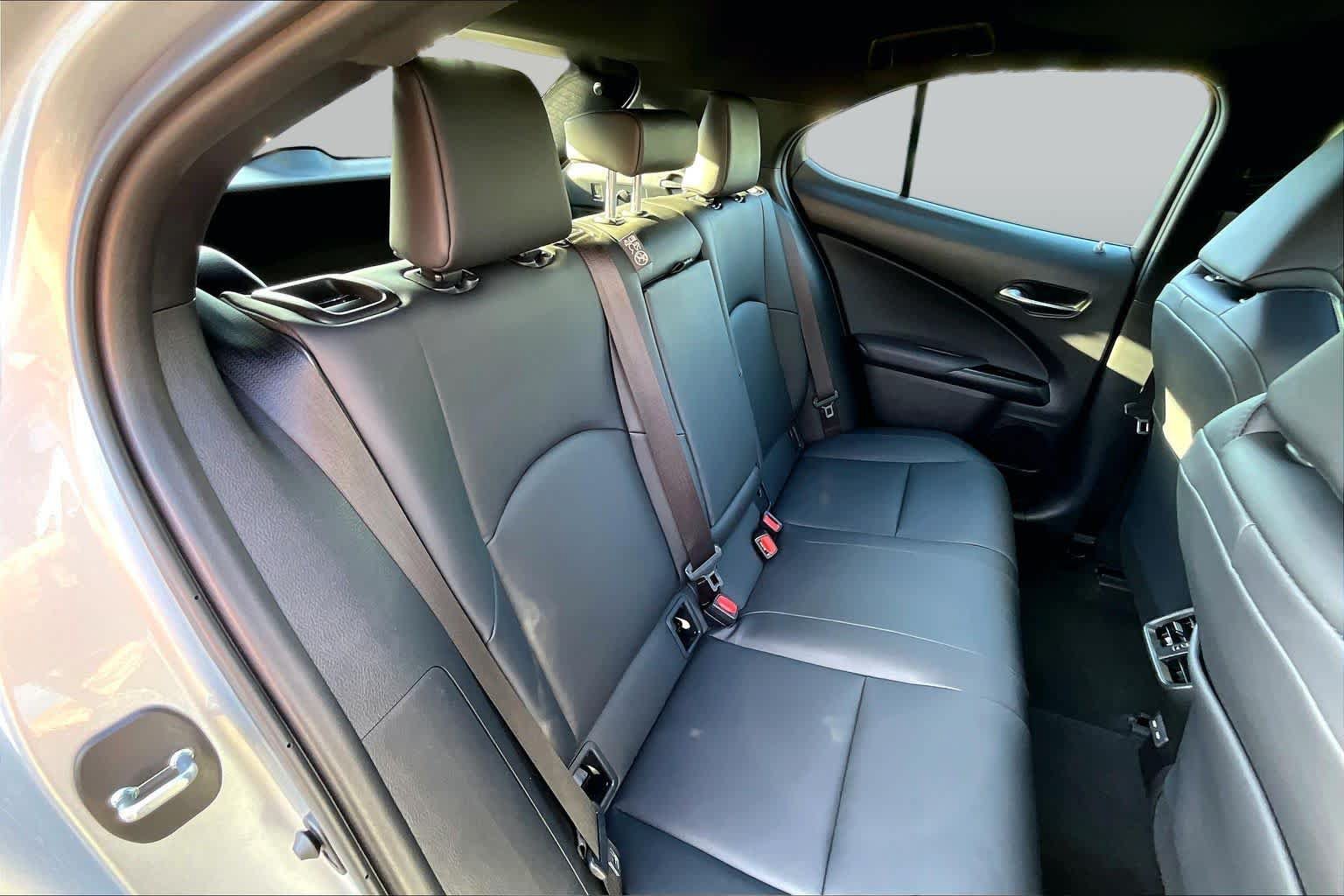 Used 2026 Lexus UX 300h FWD w/ Accessory Package (Z2) image 19
