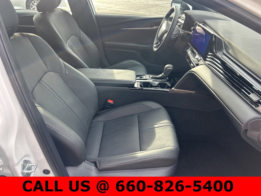 Used 2025 Toyota Camry XSE image 8