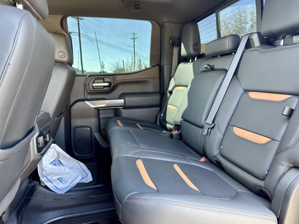 Used 2021 GMC Sierra 1500 AT4 w/ AT4 Premium Package image 11