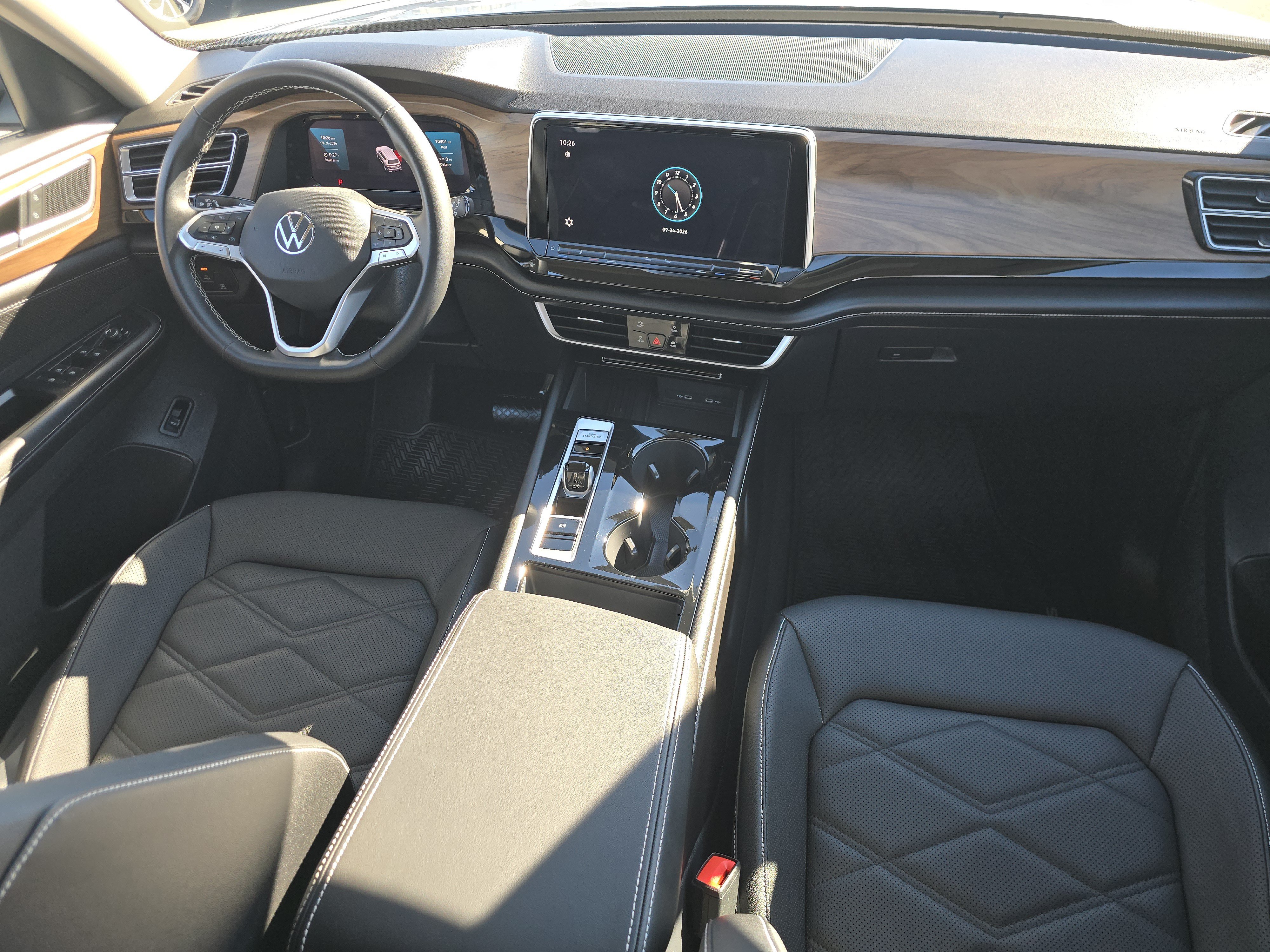 Certified 2025 Volkswagen Atlas SE AWD/4WD image 19
