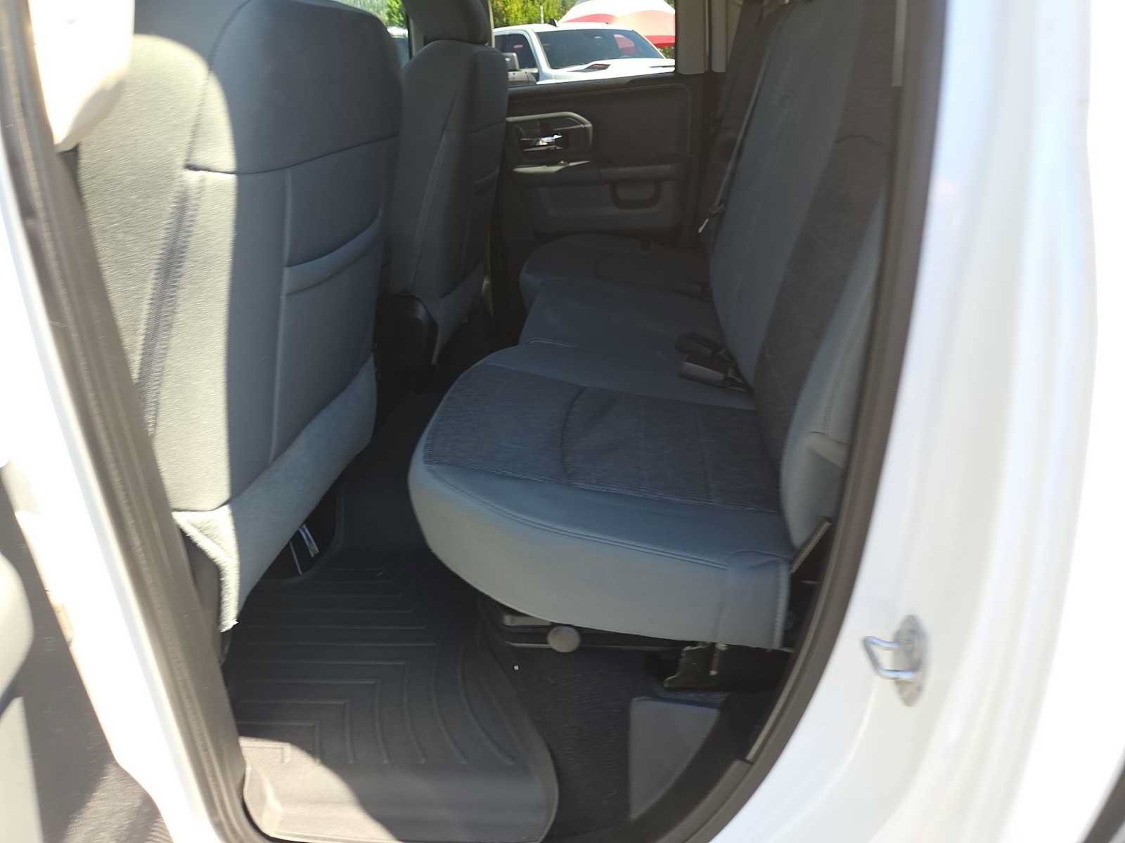Used 2015 RAM 1500 Big Horn AWD/4WD image 21