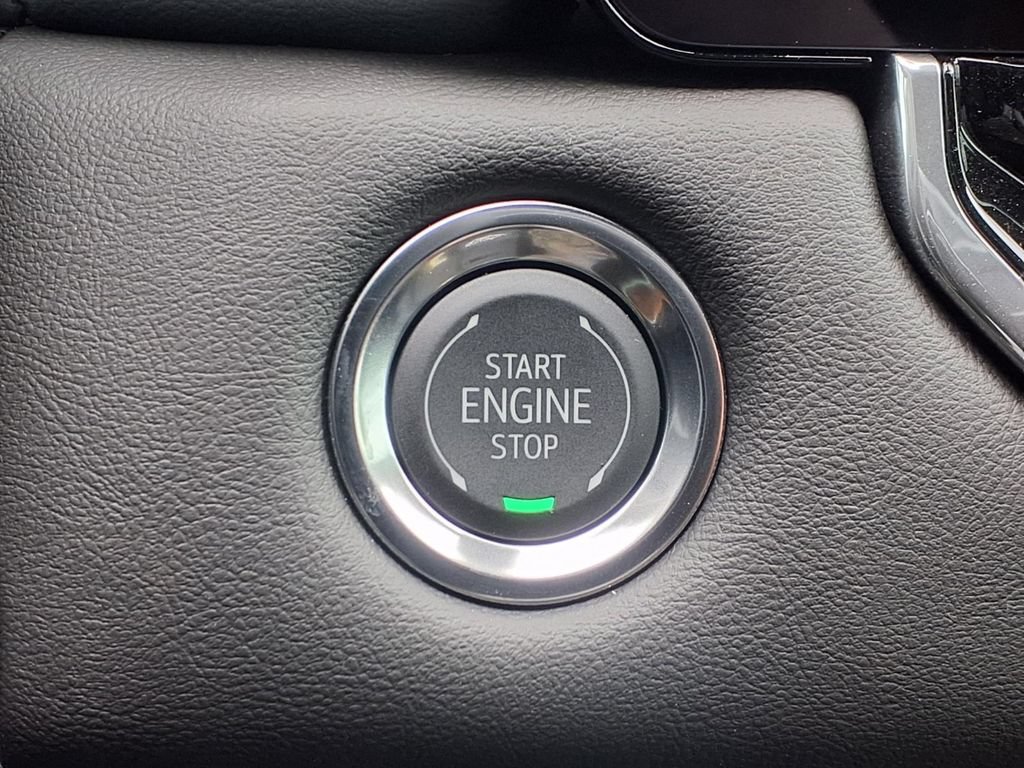 New 2026 GMC Canyon Elevation w/ Convenience Package RWD image 7