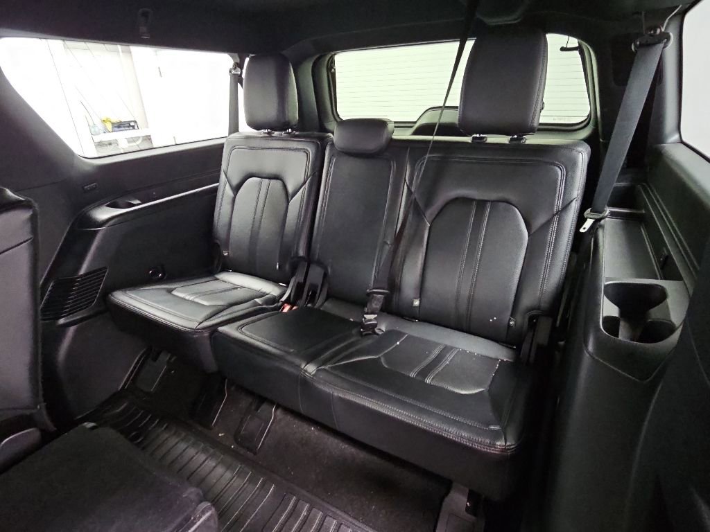 Used 2020 Ford Expedition Max Limited RWD image 37