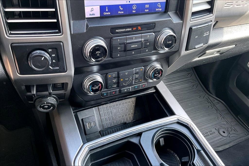Used 2021 Ford F450 Platinum w/ FX4 Off-Road Package AWD/4WD image 25